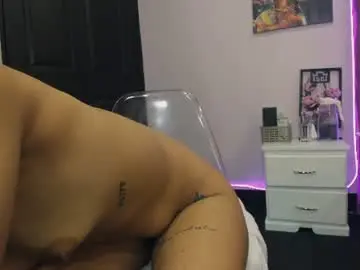Chaturbate Live Porn of mazeekiin