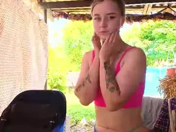Chaturbate Live Sex of merelin_gold