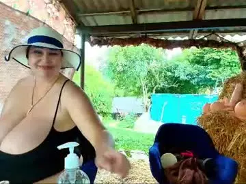 Chaturbate Free Live Porn of merelin_gold