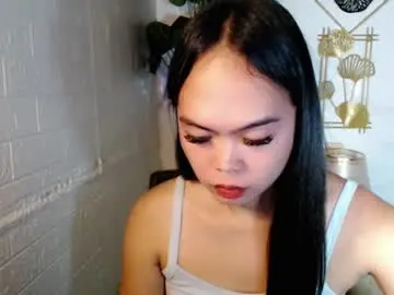 Chaturbate Live Sex Cam of asian_pretty143