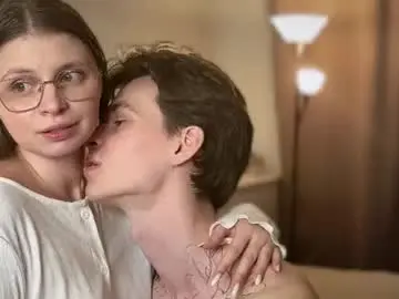 Chaturbate Live Sex Cam of ourlittlesecret_4u