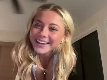 Chaturbate Watch Live Sex Cams of athenaaa8