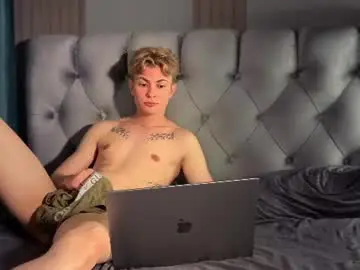 Chaturbate Adult Webcams of ben_harmon