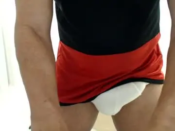 Chaturbate Live Sex Cam of cashmastermuscle77