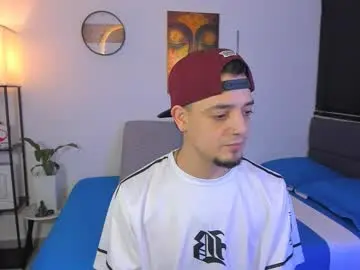 Chaturbate Live Sex of kendel_dimitri