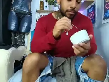 Chaturbate Nude Webcam of leenar_key