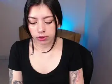 Chaturbate Live Sex Cam of millyx_