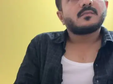 Chaturbate Live Sex Cam of bighandsomesatisfy