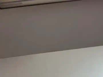 Chaturbate Live Sex Cam of bighandsomesatisfy