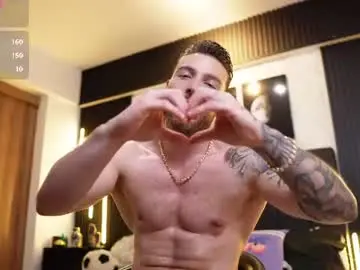 Chaturbate Free Live Porn of davidd_blake