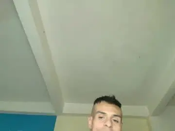 Chaturbate Live Sex Cam of lobo_cockk