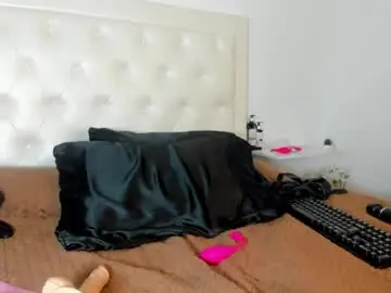 Chaturbate Live Porn of rouse_sexy_hotxx77