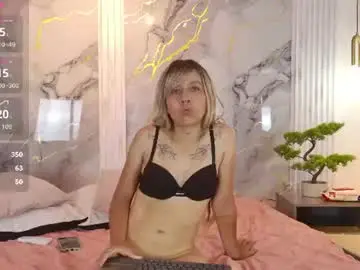 Chaturbate Live Porn of lanna_and_sasha