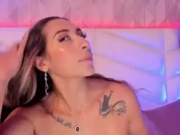 Chaturbate Live Sex Cam of lizzi_hotman