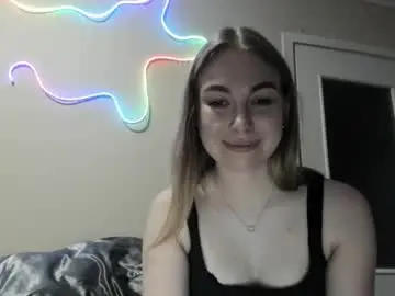 Chaturbate Best live sex cam show of emilia_ilia