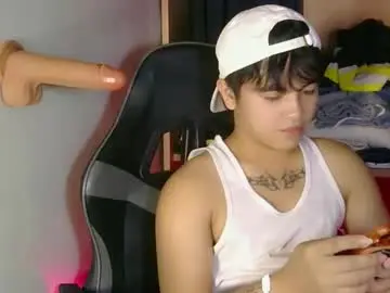 Chaturbate Free Live Porn of asiancarl_bigcock