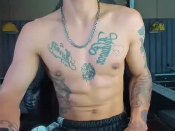 Chaturbate Watch Live Sex Cams of danteolsen