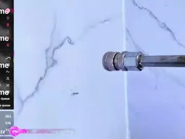 Chaturbate Live Sex Cam of sarahi_camila