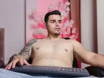 Chaturbate Live Sex Cam of albert_collins