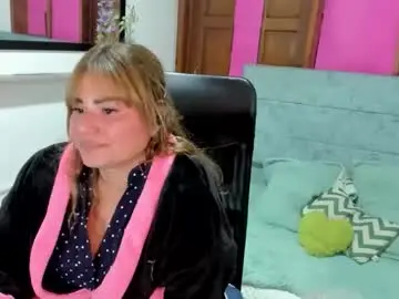 Chaturbate Sex Chat of julieta_star69