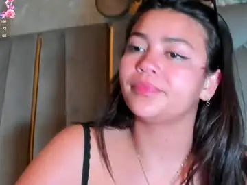Chaturbate Live Sex Cam of kimdevinne