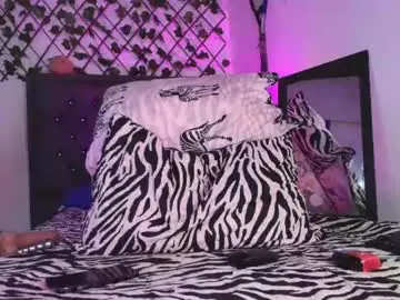 Chaturbate Sex Cam of maxi_and_evan