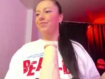 Chaturbate Live Sex Cam of nataliasweet98