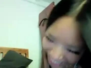 Chaturbate Adult Video Chat of missversatile