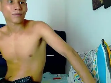 Chaturbate Free Porn Cam of kevin_marlon