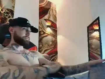 Chaturbate Free Live Porn of luke_davis01