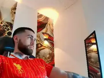 Chaturbate Nude Webcam of luke_davis01