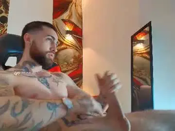Chaturbate Live Porn of luke_davis01
