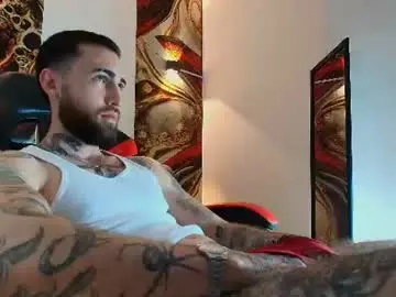 Chaturbate Free Porn Cam of luke_davis01