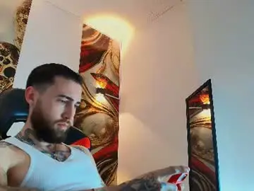 Chaturbate Live Sex Cam of luke_davis01
