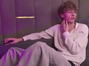 Chaturbate Adult Webcam of curlytwinkboy