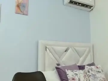 Chaturbate Live Sex Cam of kyliiebaker