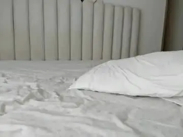 Chaturbate Best live sex cam show of meganmir1