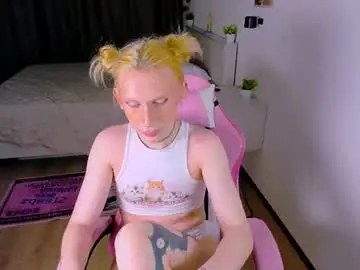 Chaturbate Best live sex cam show of mikaella_nicole