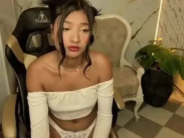 Chaturbate Watch Live Sex Cams of sasha_candy_b