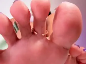 Chaturbate Sex Cam of val_feetqueen