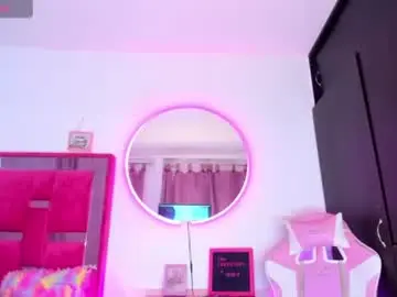 Chaturbate Best live sex cam show of isa_lovestory