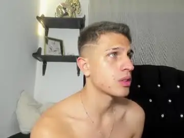 Chaturbate Live Porn of kevin_ahs1