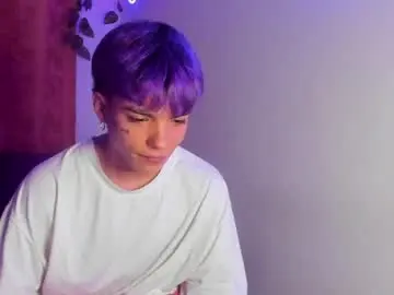 Chaturbate Free Live Porn of submissive_boyy_