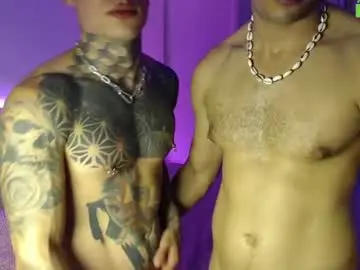 Chaturbate Best live sex cam show of erikcolle