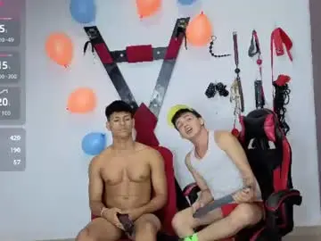 Chaturbate Best live sex cam show of mathias_and_nicolas