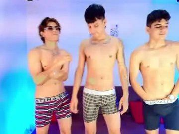 Chaturbate Watch Live Sex Cams of chillbicrew