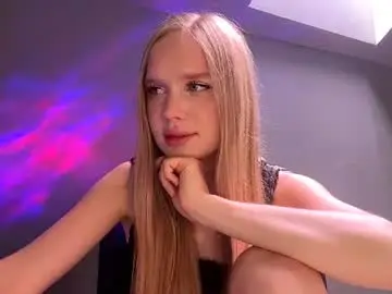 Chaturbate Best live sex cam show of roseslorens