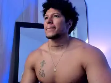 Chaturbate Live Porn of adambrocs1