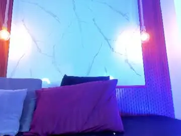 Chaturbate Live Sex Cam of lillian_lee1