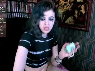 Chaturbate Free Live Porn of noellegothicshadow